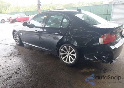 2011 BMW 328I xDrive z USA, uszkodzony, nr VIN WBAPK7G57BNN78098